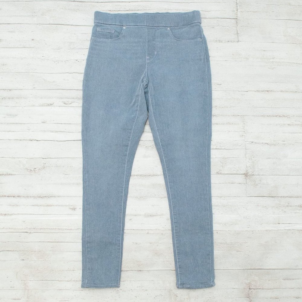 Levi's Pull On Shaping Legging in Light Gray size 29